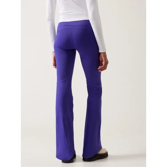 Athleta | Rainier Fleece Boot Cut Pants XS - Picture 2 of 14